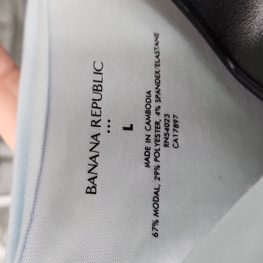 Banana Republic Twist Hem Tank - Picture 6 of 6